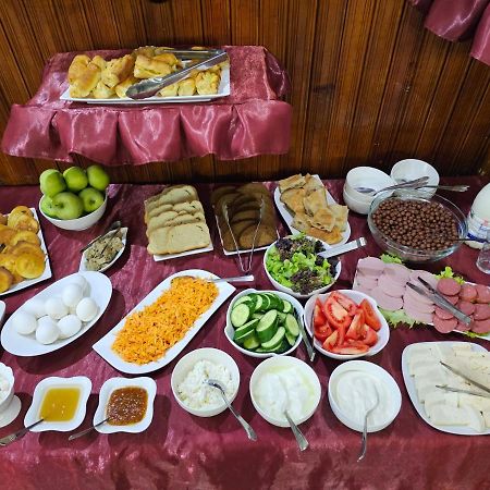 Danisimo Hotel Tbilisi Bagian luar foto