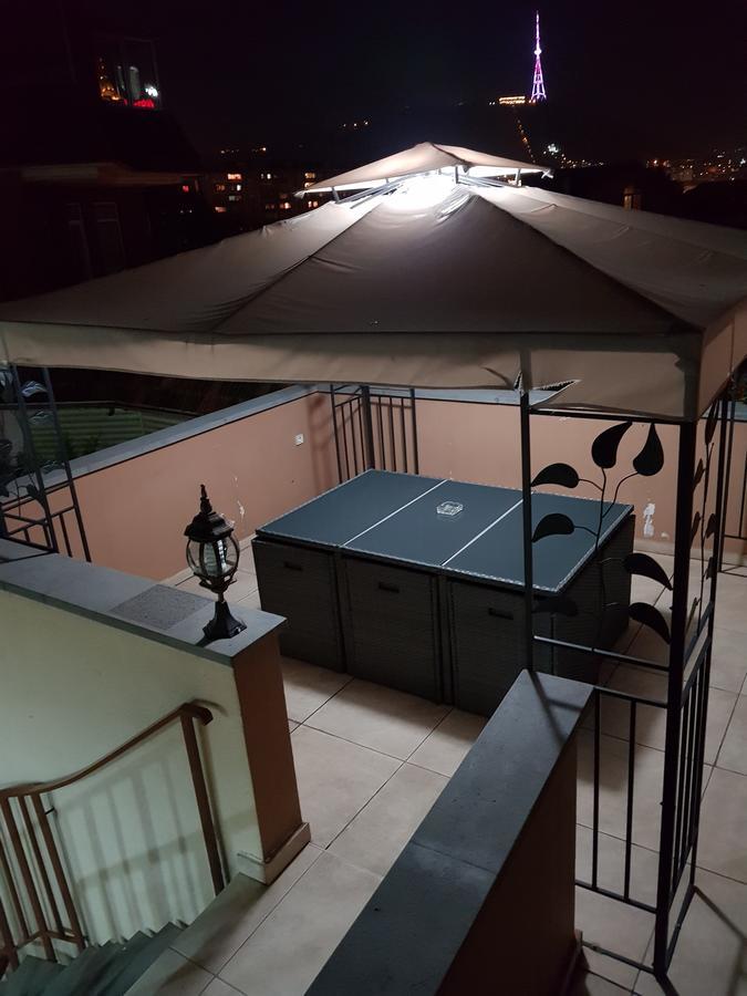 Danisimo Hotel Tbilisi Bagian luar foto