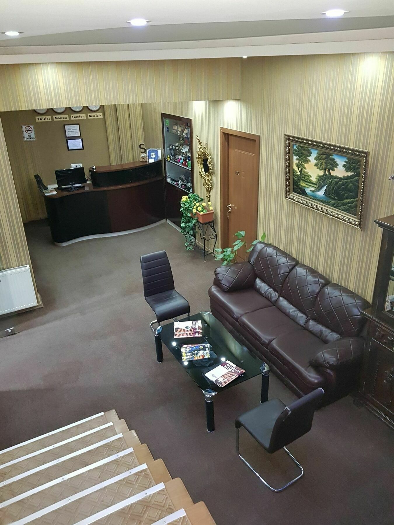 Danisimo Hotel Tbilisi Bagian luar foto