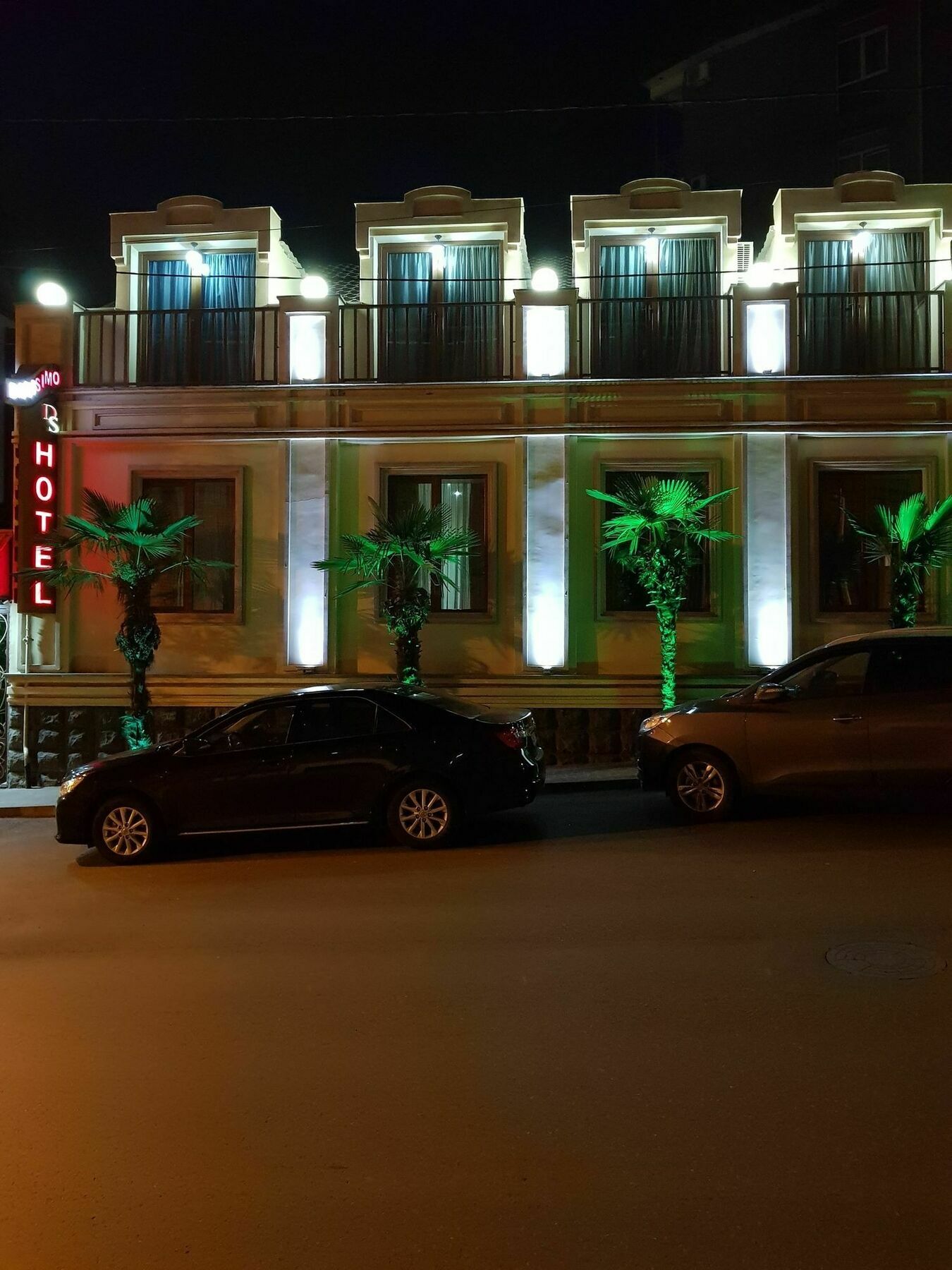 Danisimo Hotel Tbilisi Bagian luar foto