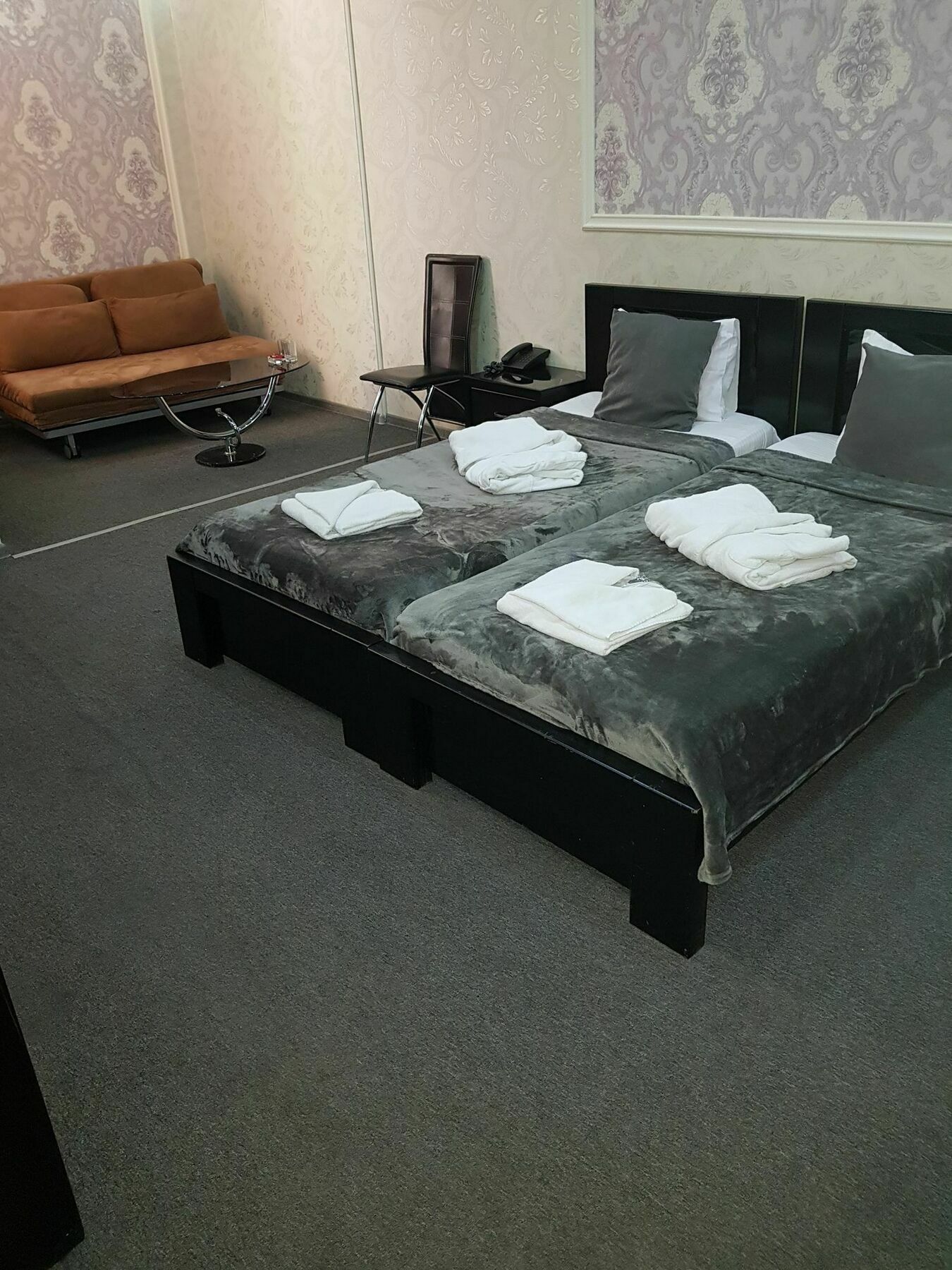 Danisimo Hotel Tbilisi Bagian luar foto